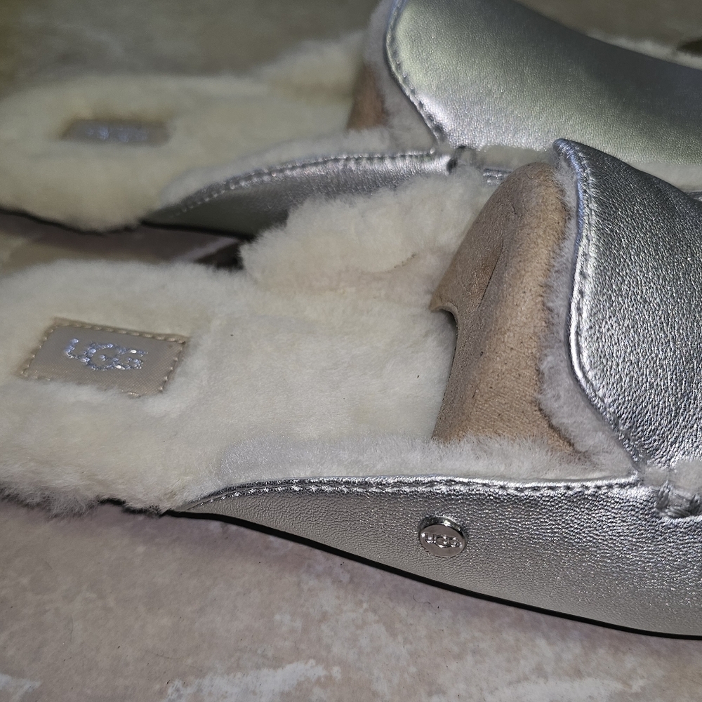 UGG Lane Metallic Silver Slippers Size 7 - Picture 7 of 11